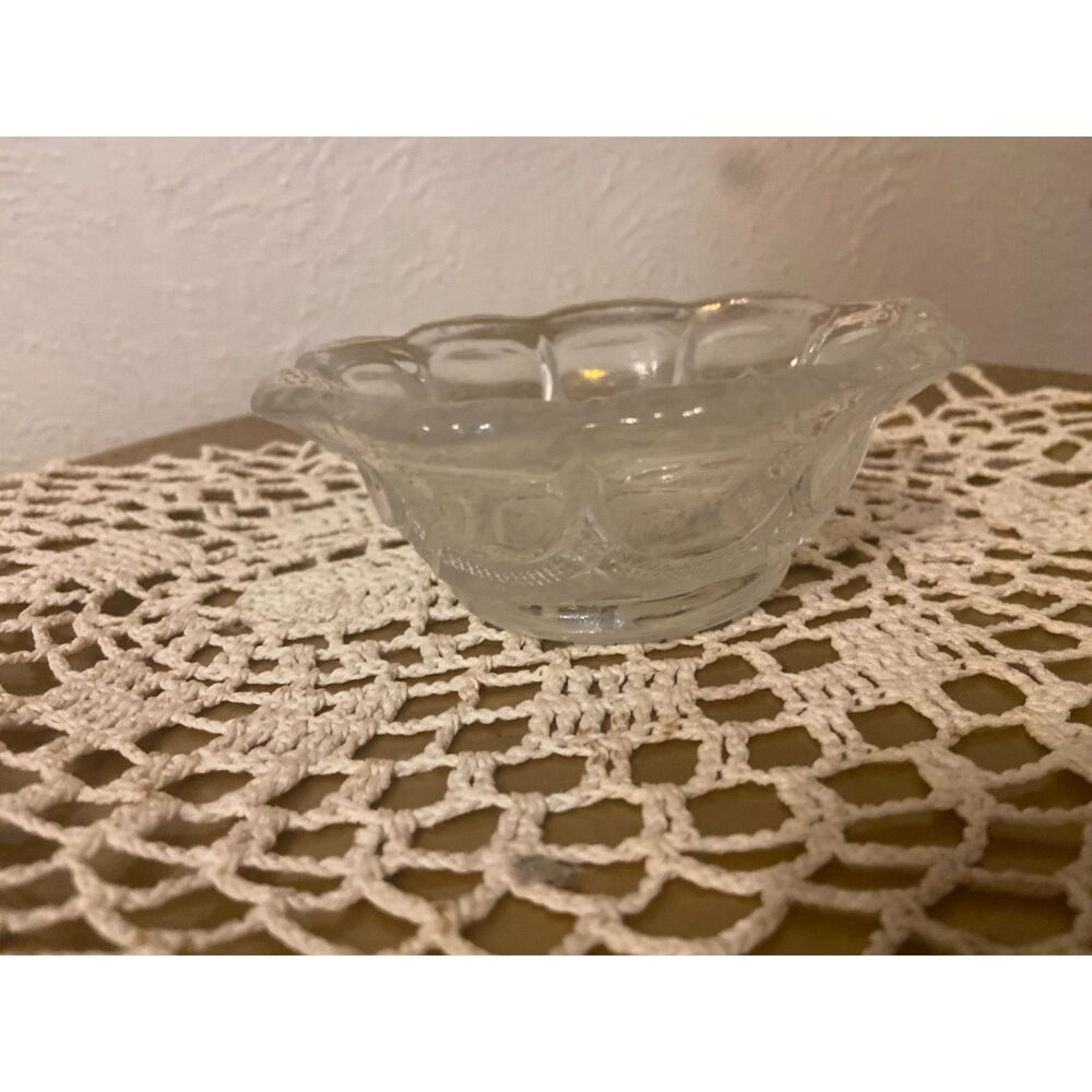 US Glass Company "Jeweled Heart" Small Bowl